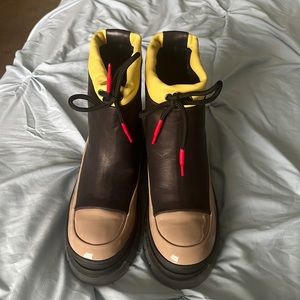 Montelliana rain boots.
